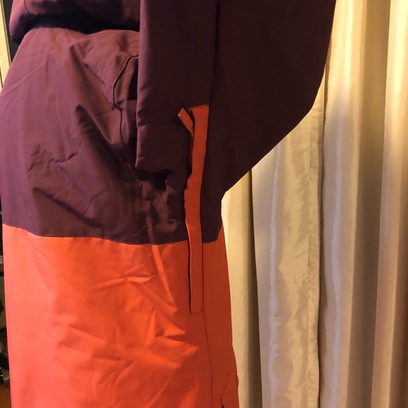 DC cruiser, snowboard jacket - Picture 4 of 8